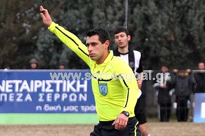 Ο Βουρνέλης ''σφυρίζει'' στο ντέρμπι!