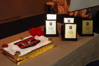 Ο Διαγόρας κόβει την πίτα του!