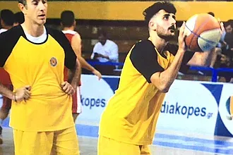 Παίρνει Παππά, κρατάει ''3''!