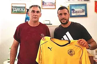 Ανανέωσε και ο Σαράντης!