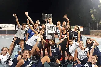Τούρτα έκπληξη στον Μπαχά!