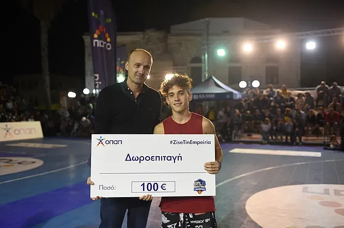 Ο Φυλτζανίδης κέρδισε τους...V.I.P.!