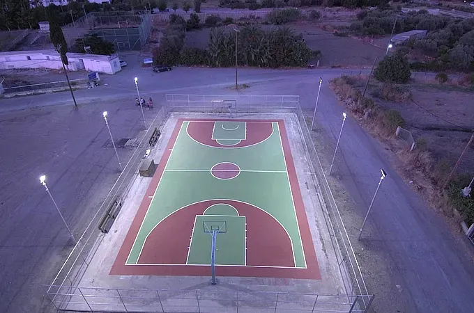 ΜΠΡΑΒΟ! Το γήπεδο της Λάρδου (pics)!