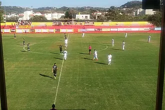 Η πρεμιέρα στη Football League