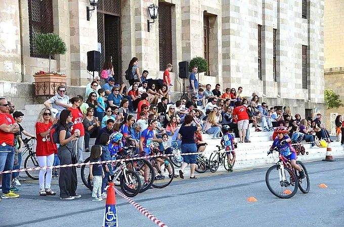 Γιορτή δεξιοτεχνίας από Διαγόρα!