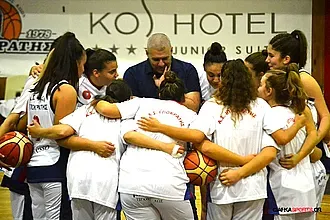 Κάταγμα η Αθανασοπούλου!