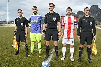 Οι ''σφυρίχτρες'' της Football League!