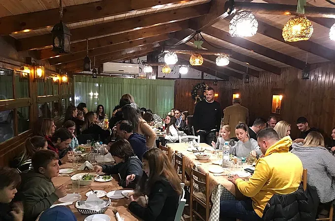 Η κοπή πίτας της L.F.C. Ιάλυσος (pics)
