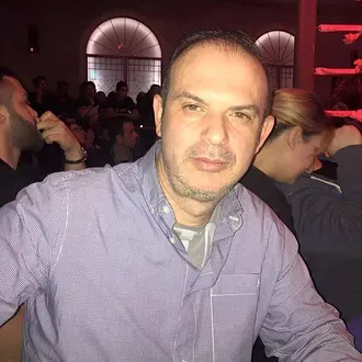Αυτός είναι ο Χάρης Παπαδόπουλος!