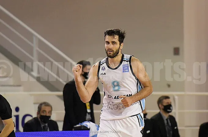 Αγώνας δρόμου για Άντριτς!