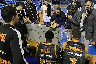 Φοβερό! 3 φάουλ σε 18 λεπτά ο Προμηθέας!