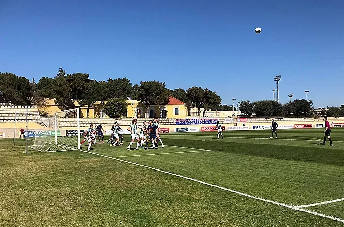 Κατάρρευση στο β' ημίχρονο!
