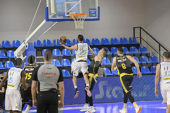 ΚΟΛΟΣΣΑΡΑ για πάντα στη Basket League!