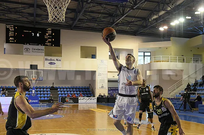 Με 11 στην Αθήνα ο Κολοσσός!