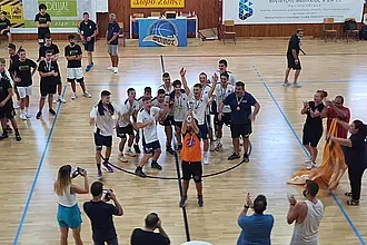Συγχαίρουν τους πρωταθλητές!