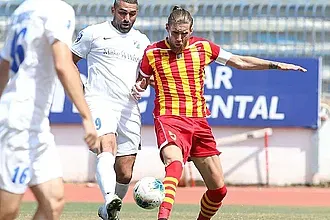 Και επίσημα Καρπαθάκης στον Φοίβο!