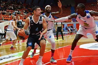 Η παράταση στην πρεμιέρα βγάζει μόνο ''1''!