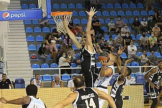 Οι ''σφυρίχτρες'' της Basket League!