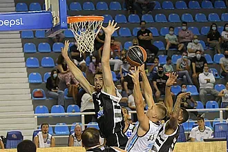 Σάββατο με Άρη και Ιωνικό, Κυριακή με ΠΑΟ!