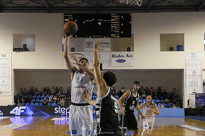 Αυλαία με τρία παιχνίδια στη Basket League!