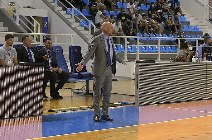 ''Οδηγός μας η άμυνα για τη συνέχεια''!