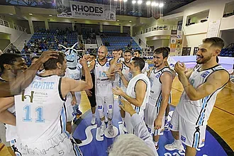 ΚΟΛΟΣΣΑΡΑ για...τρίτη νίκη!