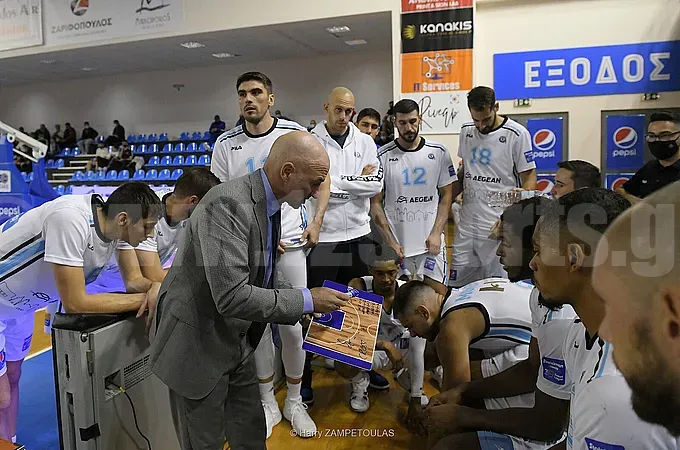 Να γεμίσει το γήπεδο με Λαύριο!