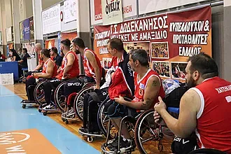 Δεν πάει στην Αθήνα και καλά κάνει!