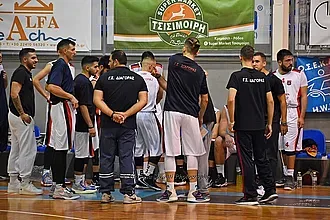 Ένα μήνα εκτός ο Γιακάι!