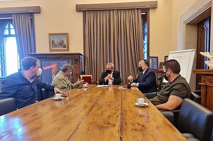 Συνάντηση Κολοσσού με Χατζημάρκο!