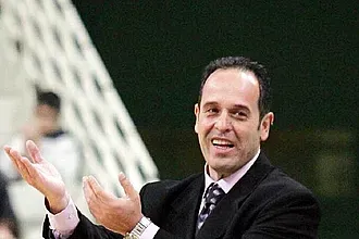 Συλλυπητήρια του Κολοσσού για Καρβέλα