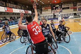 Συνεχίζεται η δράση στο αμαξίδιο!