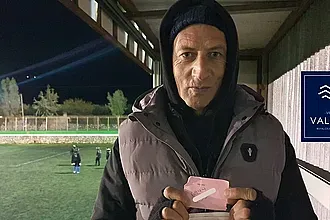 Ο νικητής με τον λαχνό 042!