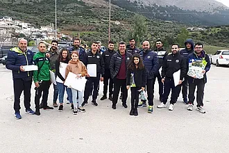 Είπε τα κάλαντα η Αναγέννηση!