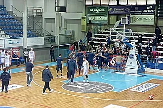 Μήνυμα με σημασία από τον Σκλήβα!