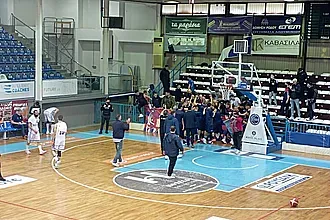 Αναχωρεί με πίστη και αισιοδοξία!