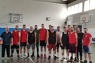 ''Αξίζετε τον τίτλο, vamos... μάγκες''!