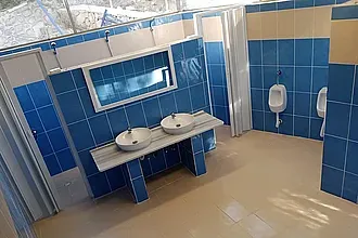 Σούπερ εικόνα στα αποδυτήρια του κλειστού στο Απέρι