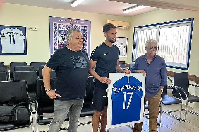 Ο Χατζηδιάκος στα γραφεία της Ε.Π.Σ.Δ.!