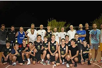 Μπαμπάδες vs παιδιών στον Έσπερο!
