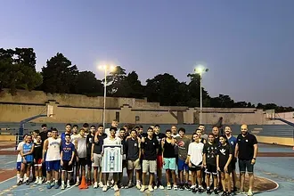 Ο Κολοσσός τίμησε τον Τριανταφύλλου!
