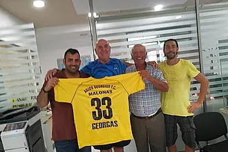 Ευχαριστεί τους ομογενείς ο ''Άγιος''!