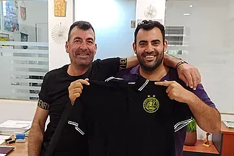 Ο Σταματάκης δίπλα στον Άγιο Γεώργιο