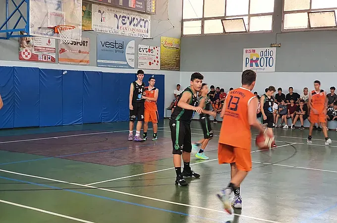 Άνετα η Ακαδημία, στο F-F των παμπαίδων ο Έσπερος!