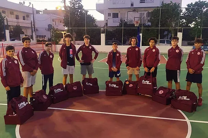 ''Πάντα νικητές με τέτοιους φίλους''!