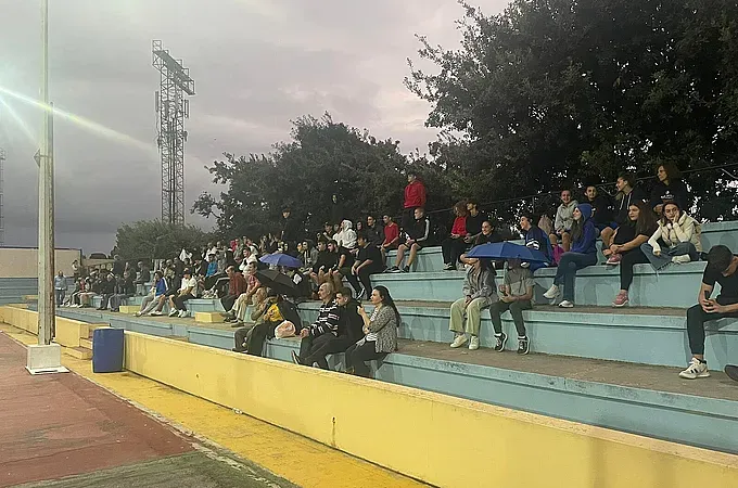 Διακοπή λόγω βροχής στο ντέρμπι!