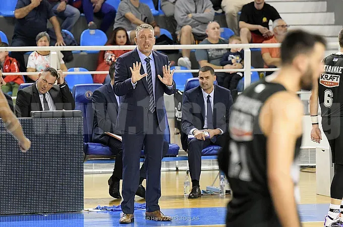 Στην Ελβετία ο Παπαθεοδώρου!