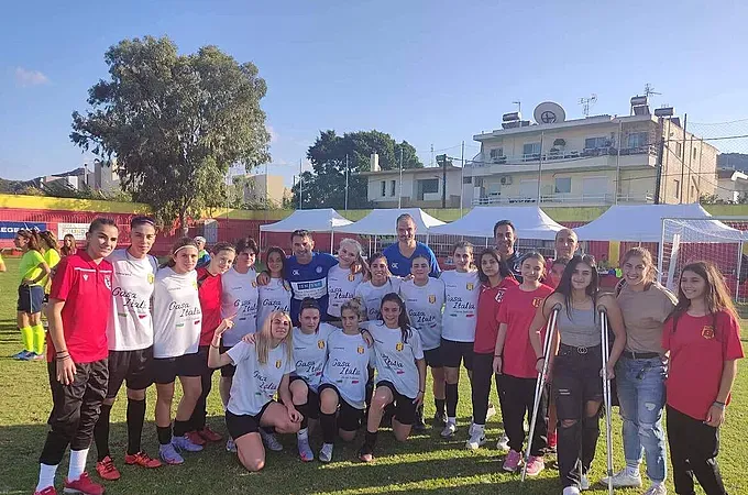 Η L.F.C. Ιάλυσος στο Legends 2004 Youth Cup!