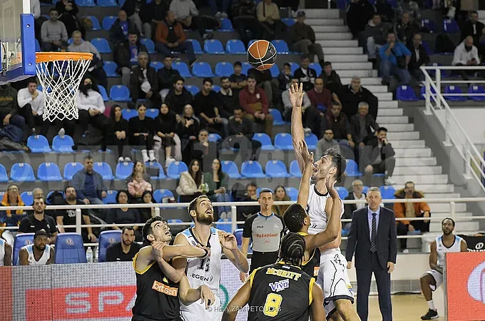 Δευτέρα με Άρη, στις 30/12 με Περιστέρι!