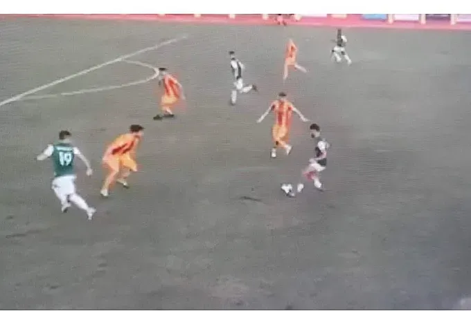 ''Σφαγέας ο διαιτητής''!